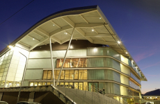 Albert-Schultz Eishalle Halle 1 Eingang NordOst