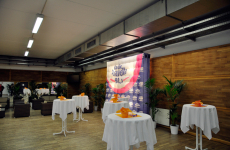 caps lounge 1